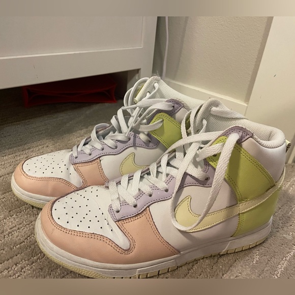 nike dunk high up pastel